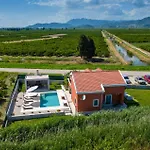 Miamare Luxury With Pool Surrounded By Nature *