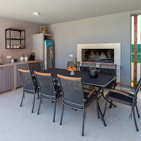 Villa Miamare Luxury With Pool Surrounded By Nature Opuzen (Dubrovnik-Neretva)