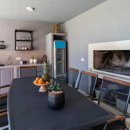 Miamare Luxury With Pool Surrounded By Nature Villa Opuzen (Dubrovnik-Neretva)