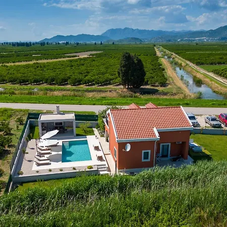 Miamare Luxury With Pool Surrounded By Nature *